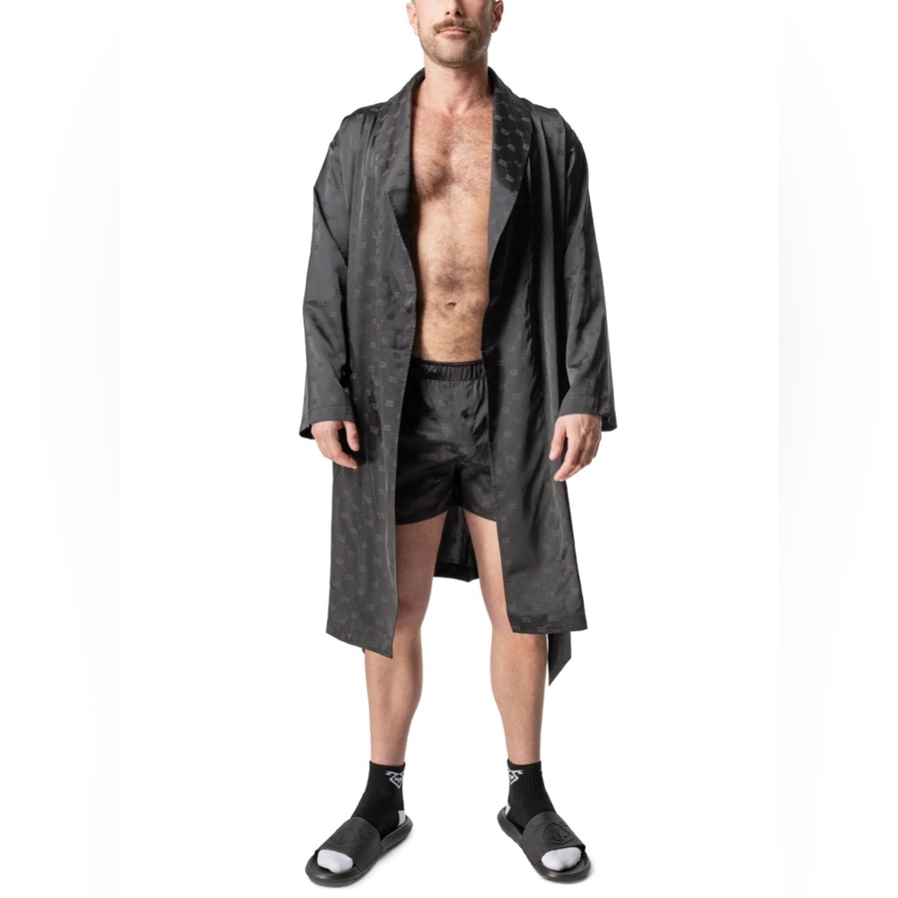 Luxxx Robe
